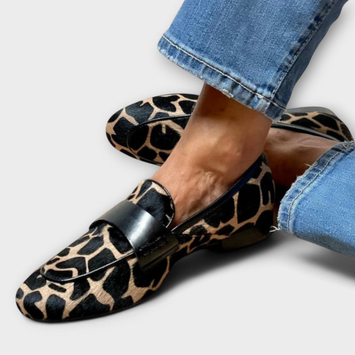 Sofia | Elegant Leopard-Print Loafers