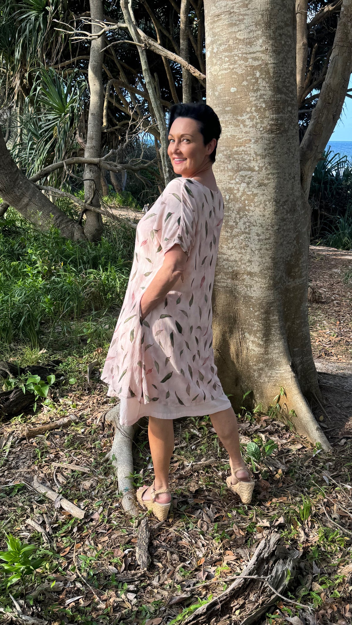 Diana | Penelope Flowy Midi Dress