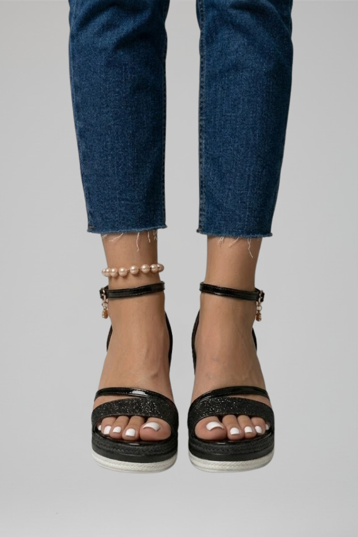 Women's Orthopaedic Cushioned Sandals with Slip-On Design for All-Day Comfort