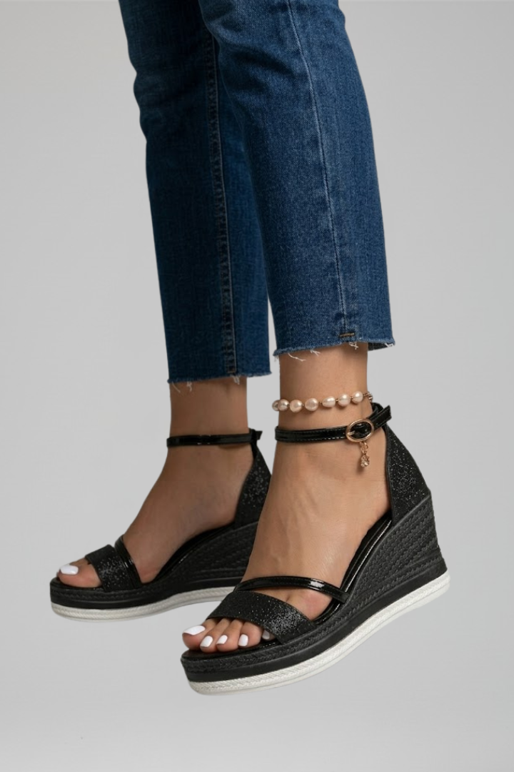 Women's Orthopaedic Cushioned Sandals with Slip-On Design for All-Day Comfort